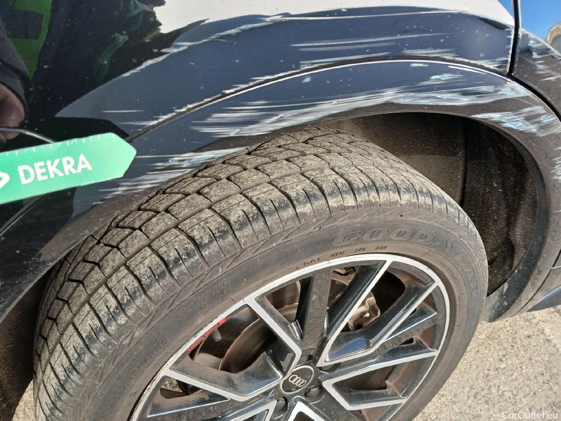  Audi  Q5 AUDI  SPORTBACK / 2020 / 5P / todoterreno Black Line 55 TFSI e quattro-ultra #36