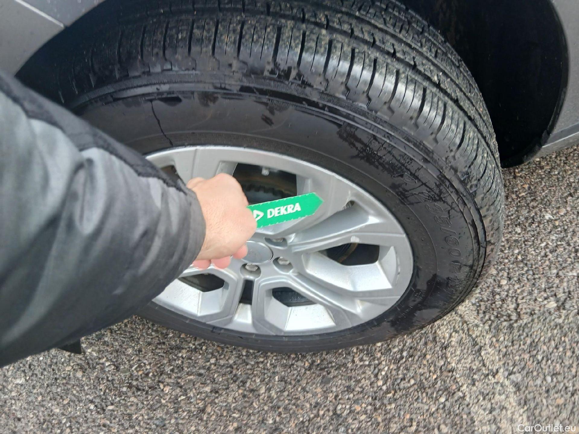  Land Rover  Range Rover LAND ROVER  Evoque / 2015 / 5P / todoterreno 2.0 D163 S AUTO 4WD MHEV #6