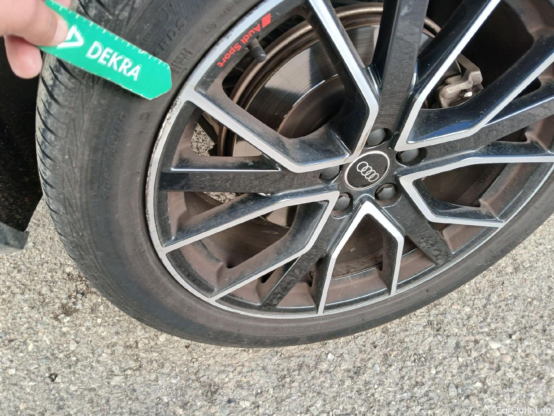  Audi  Q5 AUDI  SPORTBACK / 2020 / 5P / todoterreno Black Line 55 TFSI e quattro-ultra #37