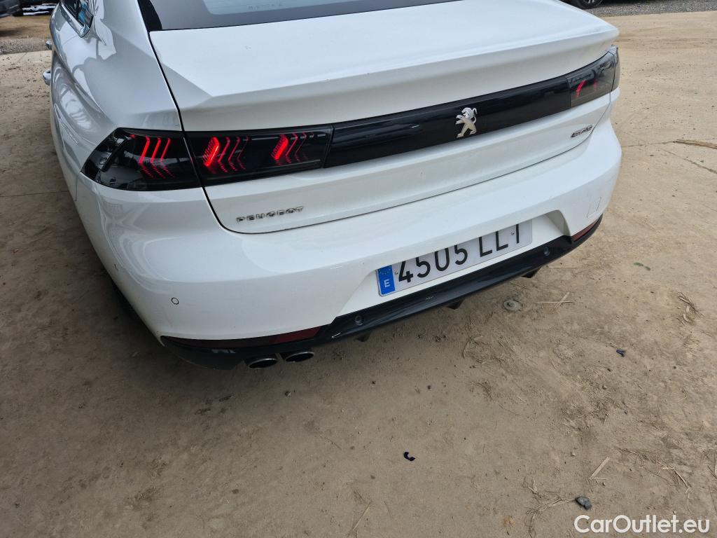  Peugeot  508 PEUGEOT  / 2018 / 5P / berlina con portón 5P Allure BlueHDi 120kW (160) S&S EAT8 #26