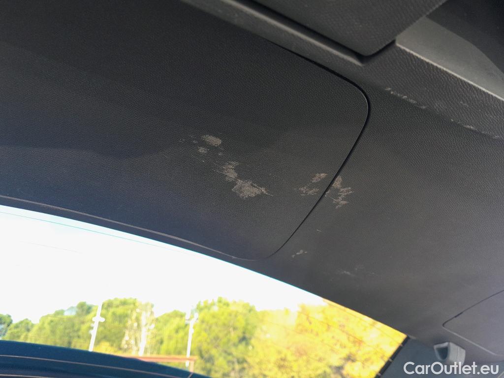  Peugeot  3008 PEUGEOT  Hybrid / 2016 / 5P / todoterreno 225 e-EAT8 Allure #26