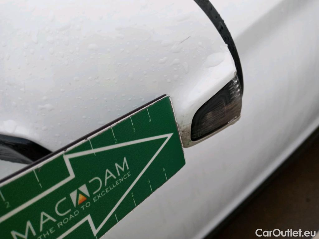  Hyundai  Konna HYUNDAI Kona / 2020 / 5P / todoterreno 1.6 GDI HEV Maxx DCT #11