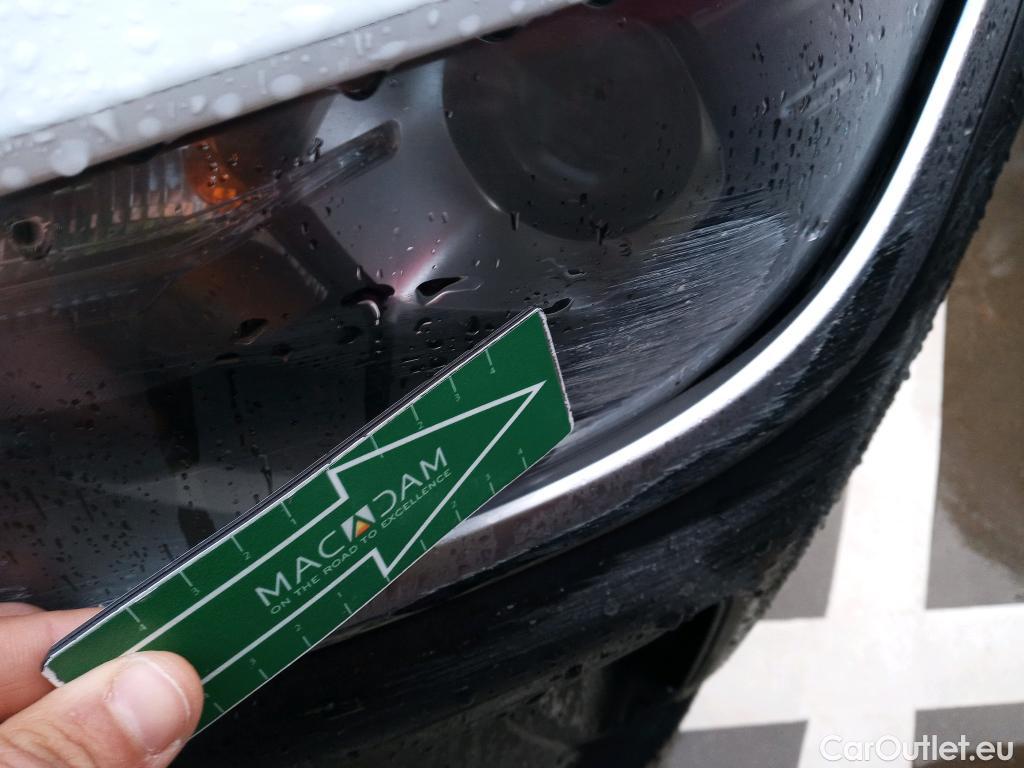  Hyundai  Konna HYUNDAI Kona / 2020 / 5P / todoterreno 1.6 GDI HEV Maxx DCT #1