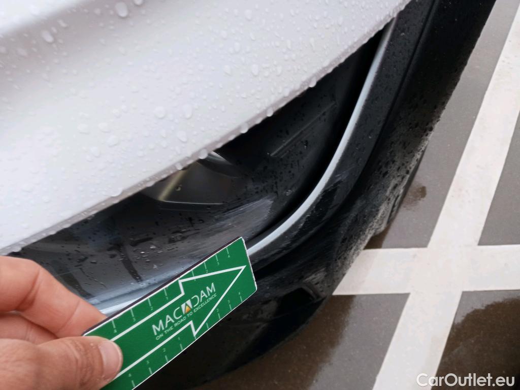  Hyundai  Konna HYUNDAI Kona / 2020 / 5P / todoterreno 1.6 GDI HEV Maxx DCT #28