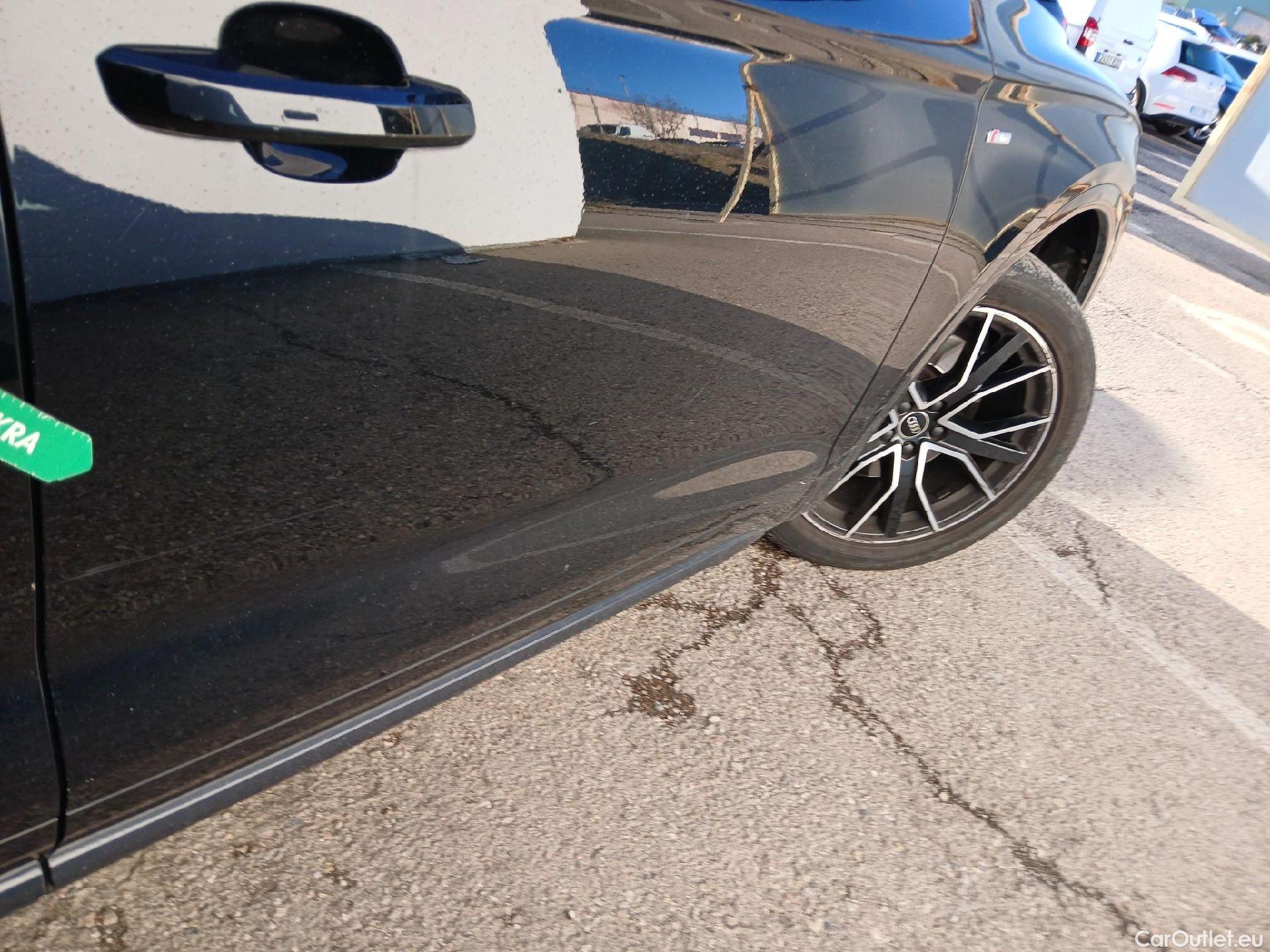  Audi  Q5 AUDI  SPORTBACK / 2020 / 5P / todoterreno Black Line 55 TFSI e quattro-ultra #43