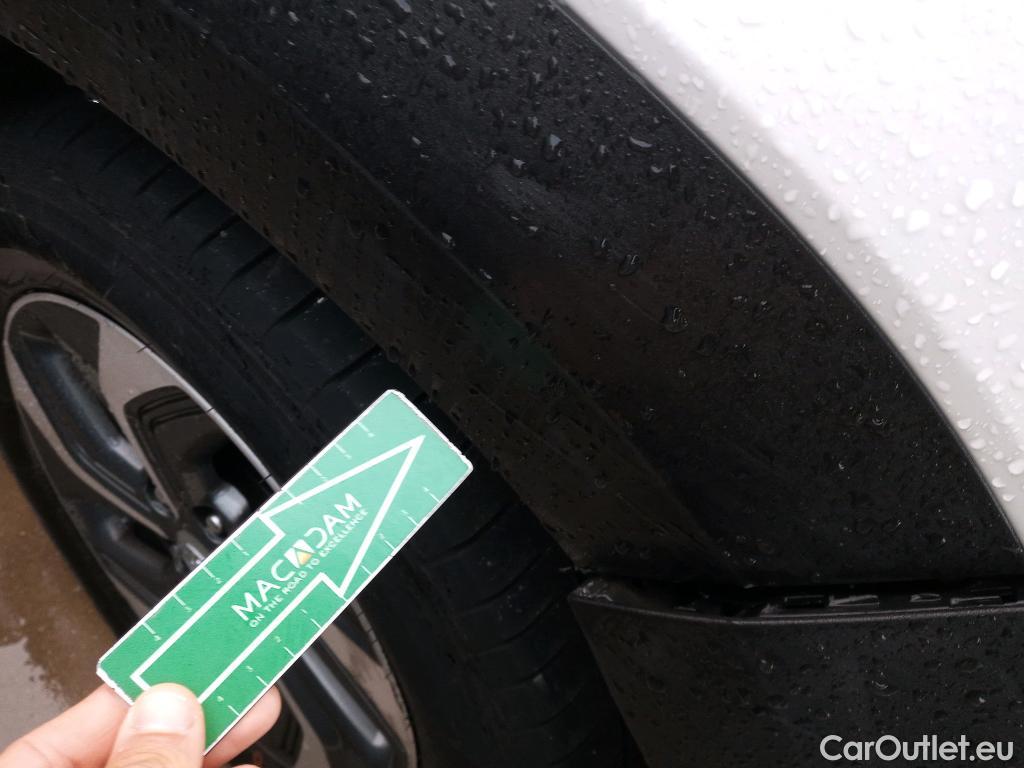  Hyundai  Konna HYUNDAI Kona / 2020 / 5P / todoterreno 1.6 GDI HEV Maxx DCT #32