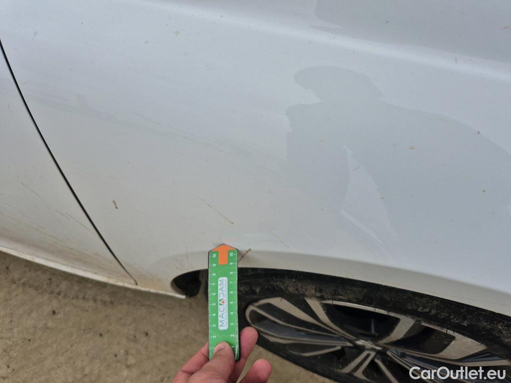  Peugeot  508 PEUGEOT  / 2018 / 5P / berlina con portón 5P Allure BlueHDi 120kW (160) S&S EAT8 #19