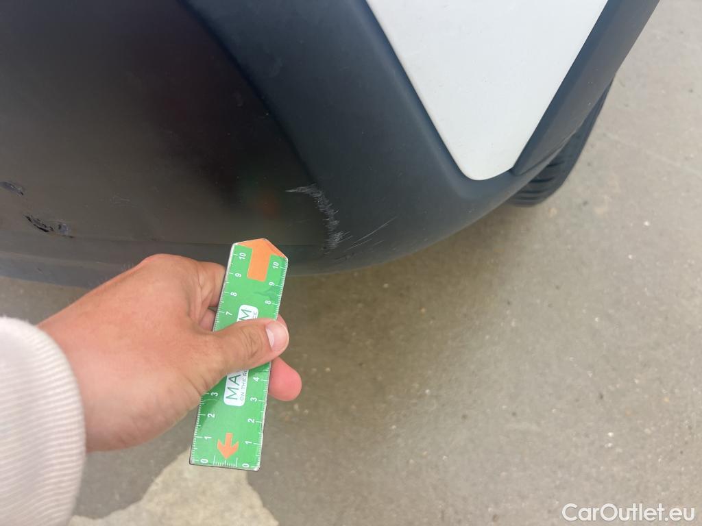  Citroen  C3 CITROEN  / 2016 / 5P / berlina con portón BlueHDi 73KW (100CV) S&S FEEL #22