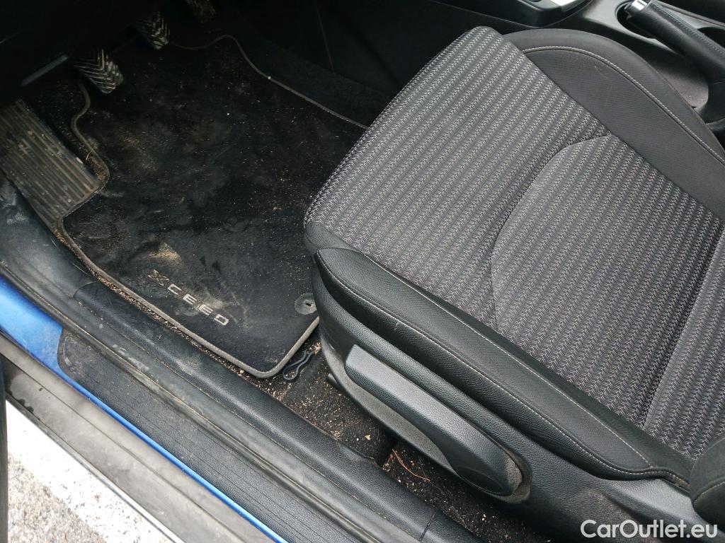  KIA  XCeed KIA  / 2019 / 5P / todoterreno 1.0 T-GDi Drive 88kW (120CV) #8