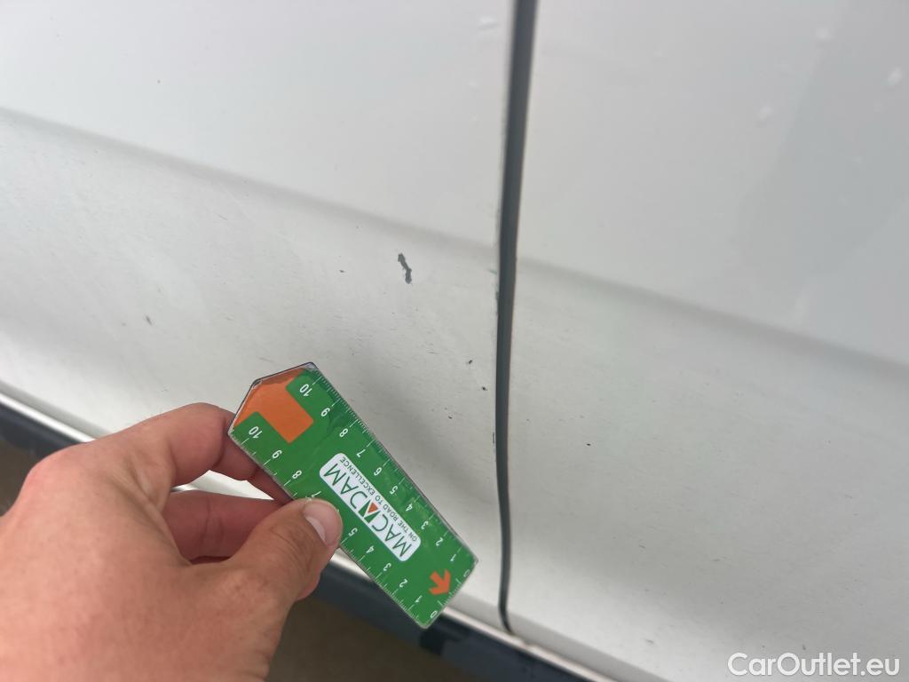  Citroen  C3 CITROEN  / 2016 / 5P / berlina con portón BlueHDi 73KW (100CV) S&S FEEL #8