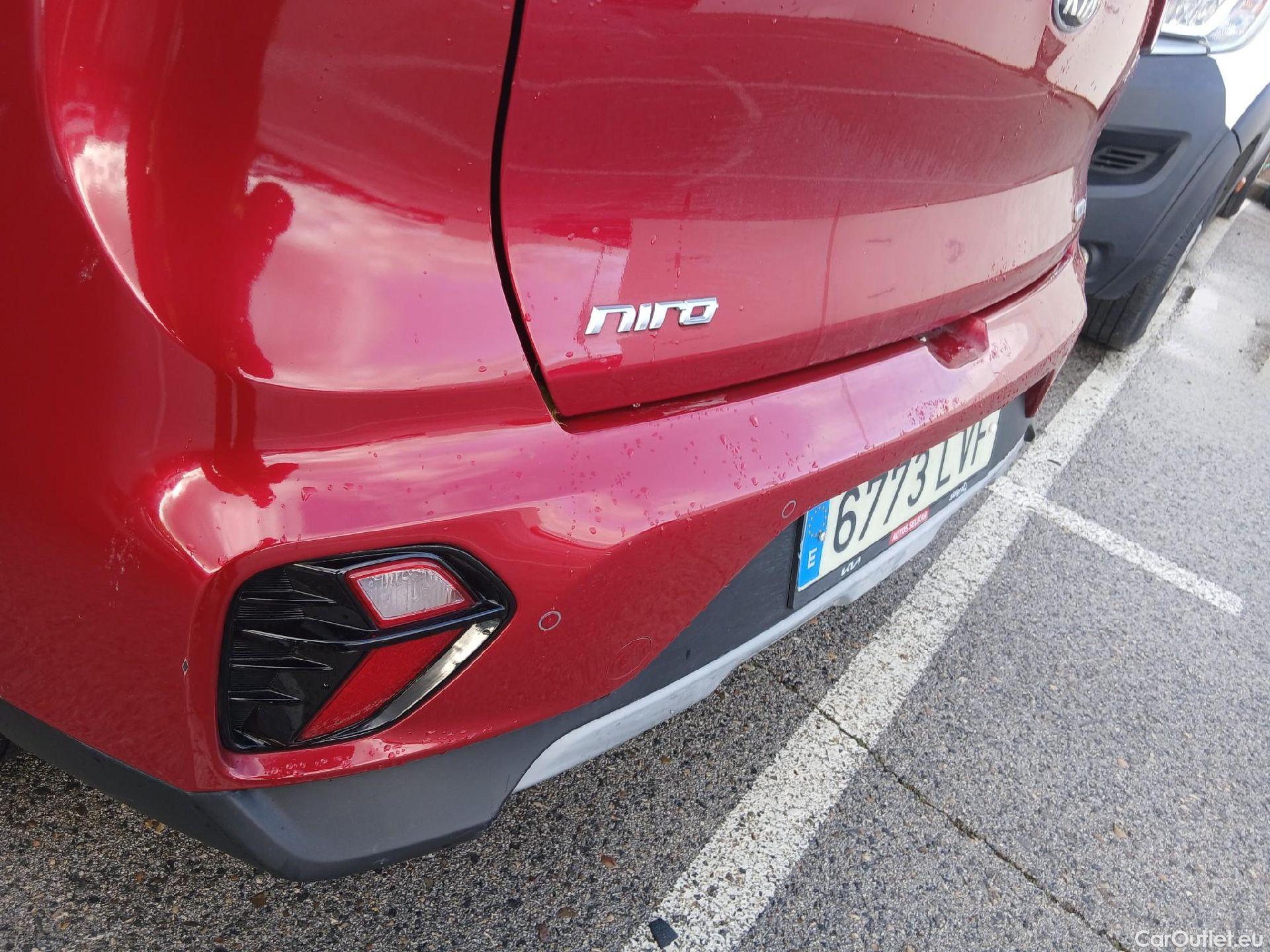  KIA  Niro KIA  / 2019 / 5P / crossover 1.6 GDi HEV 104kW (141CV) Drive #12