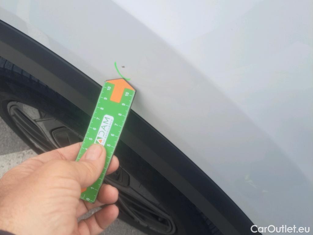  Citroen  C4 CITROEN  / 2020 / 5P / berlina con portón BlueHdi 130 S&S EAT8 Shine #58