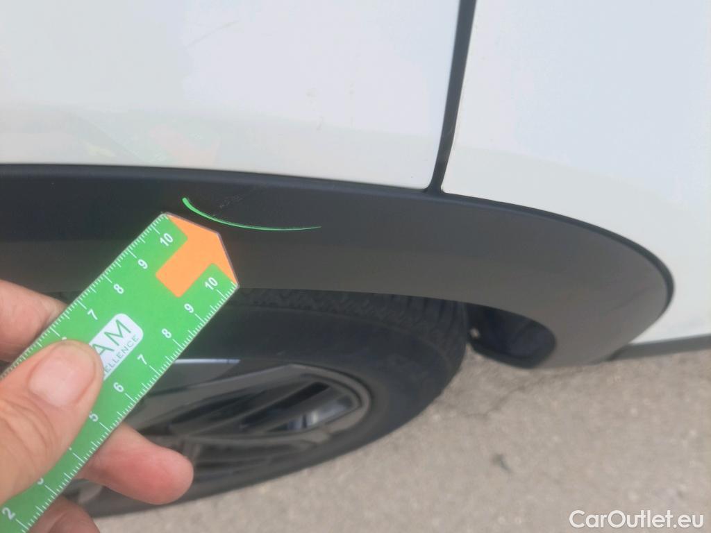  Citroen  C4 CITROEN  / 2020 / 5P / berlina con portón BlueHdi 130 S&S EAT8 Shine #52