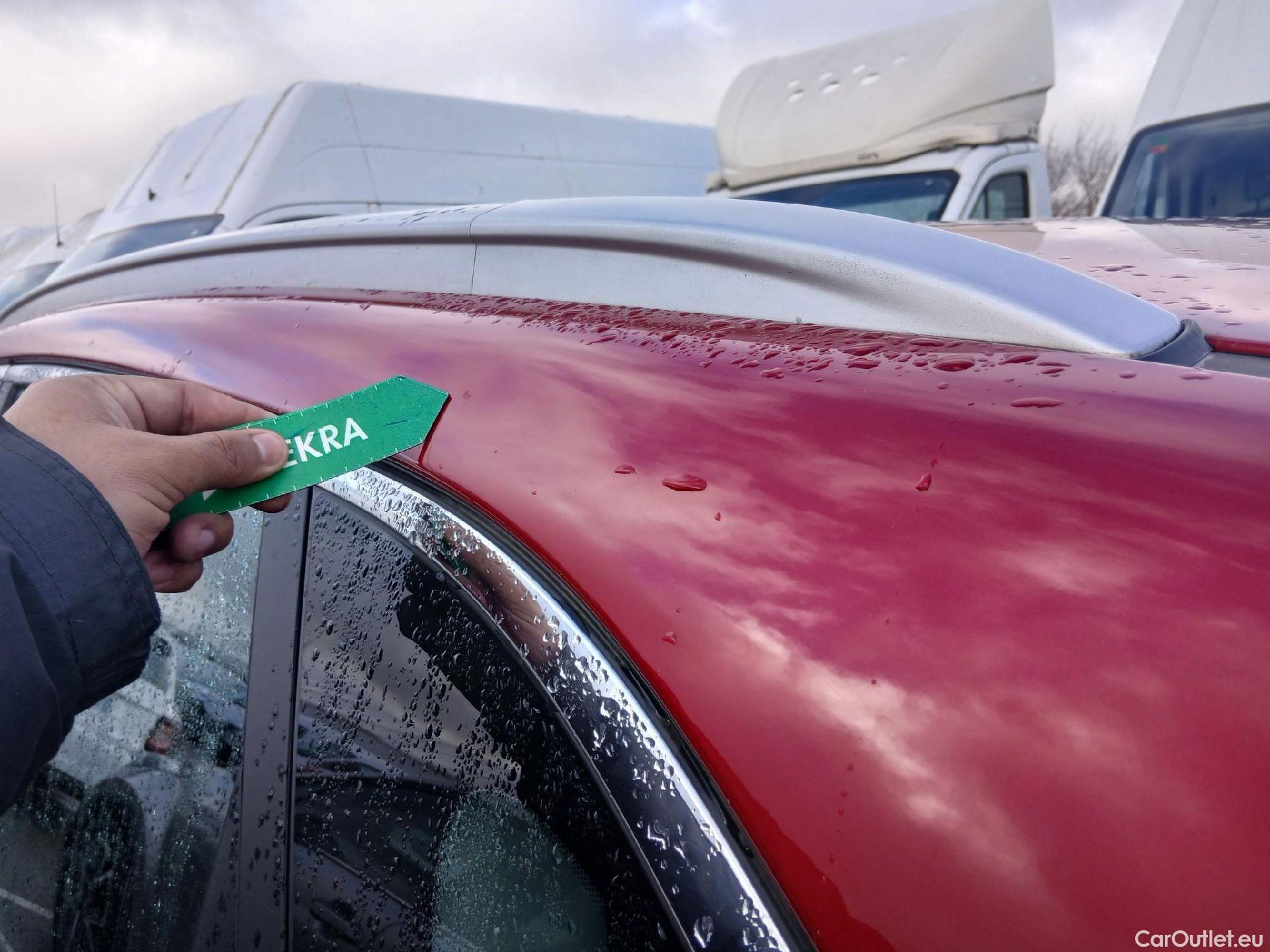  KIA  Niro KIA  / 2019 / 5P / crossover 1.6 GDi HEV 104kW (141CV) Drive #11