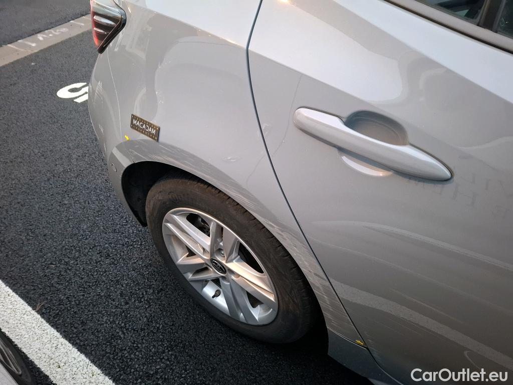  Toyota  Corolla TOYOTA  / 2018 / 5P / Berline Hybride 122h Dynamic Business Stage Acad #4