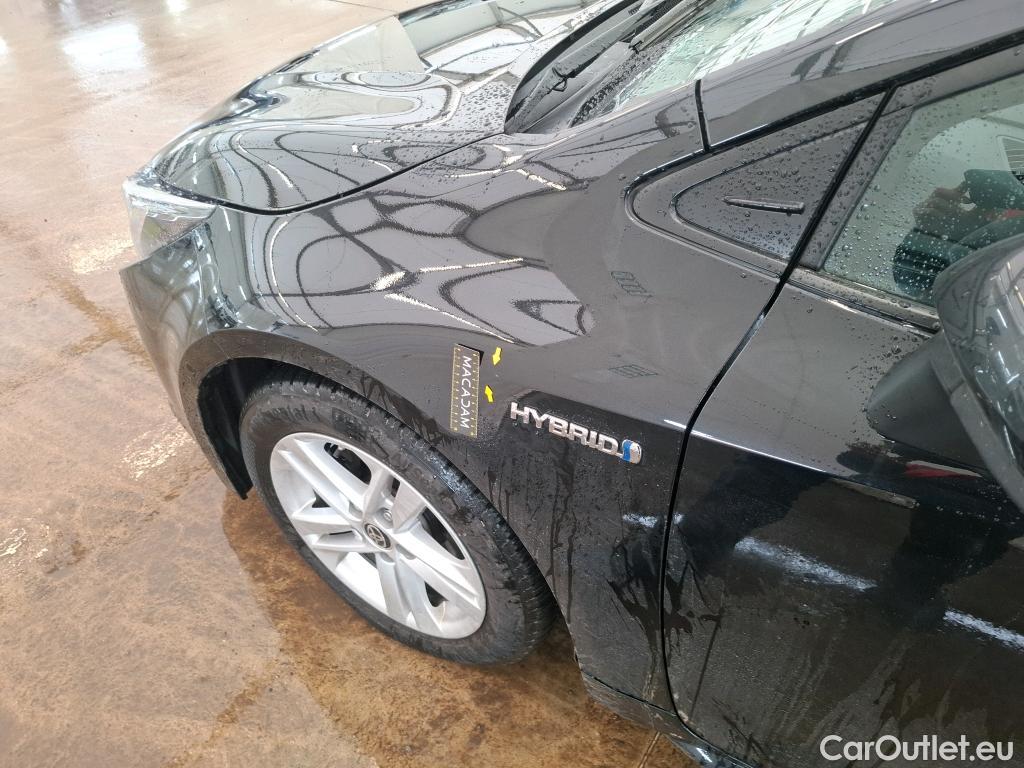  Toyota  Corolla TOYOTA  Touring Sports / 2018 / 5P / Break Hybride 122h Dynamic Business Stage Acad #50