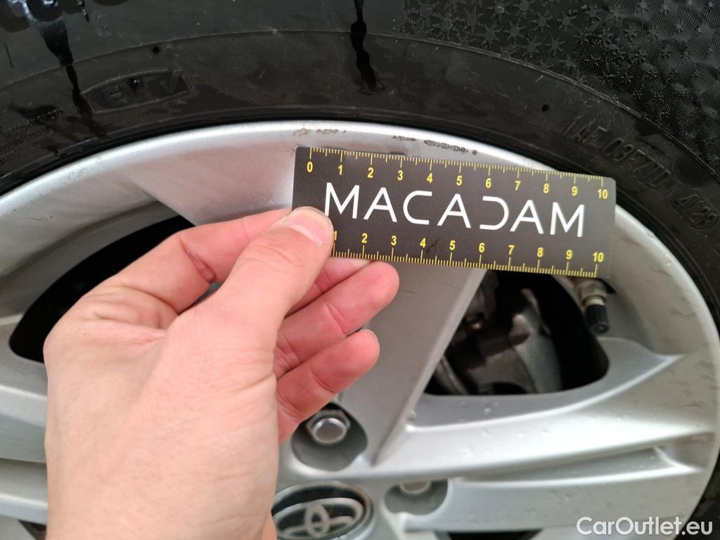  Toyota  Corolla TOYOTA  Touring Sports / 2018 / 5P / Break Hybride 122h Dynamic Business Stage Acad #41