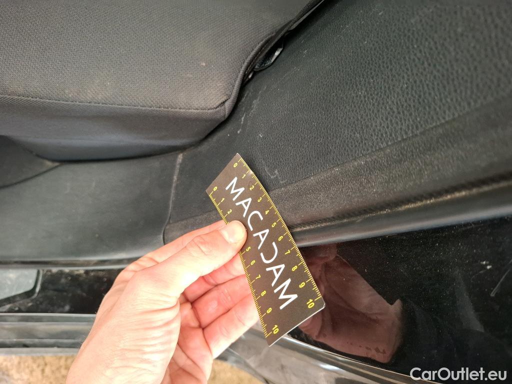  Toyota  Corolla TOYOTA  Touring Sports / 2018 / 5P / Break Hybride 122h Dynamic Business Stage Acad #8