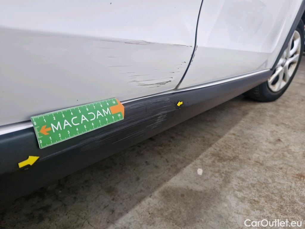  Citroen  C3  Société Feel 1.5 BlueHDI 100CV BVM6 E6d #18