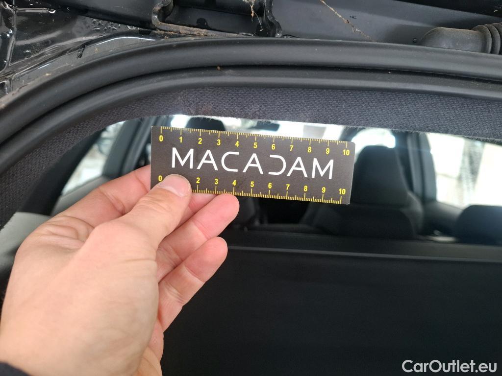  Toyota  Corolla TOYOTA  Touring Sports / 2018 / 5P / Break Hybride 122h Dynamic Business Stage Acad #29