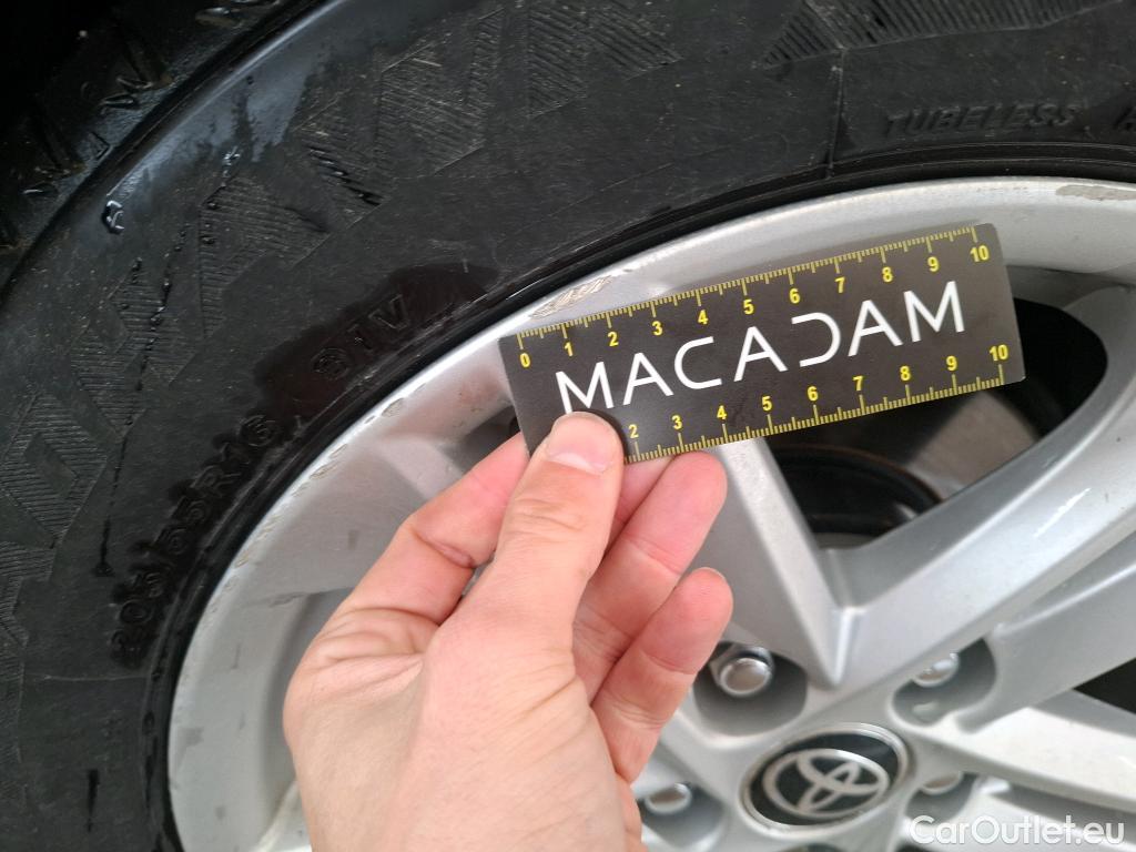  Toyota  Corolla TOYOTA  Touring Sports / 2018 / 5P / Break Hybride 122h Dynamic Business Stage Acad #55