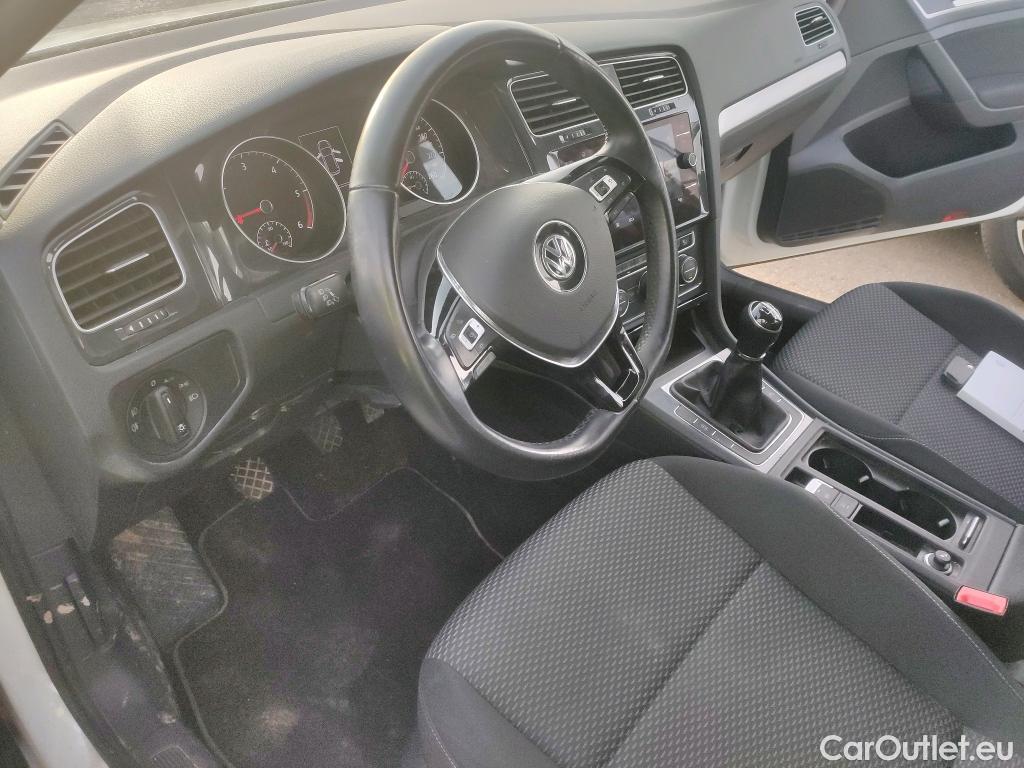  Volkswagen  Golf  VOLKSWAGEN / 2016 / 5P / berlina con portón Last Edition 1.6 TDI 85kW (115CV) #23