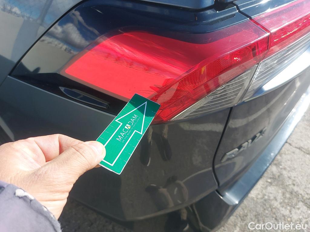  Toyota  RAV4 TOYOTA  / 2018 / 5P / todoterreno 2.5l 220H Feel! #2