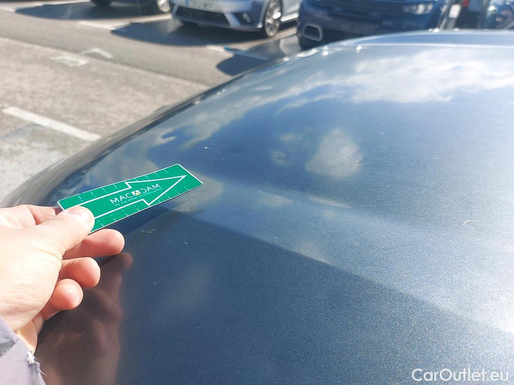  Toyota  RAV4 TOYOTA  / 2018 / 5P / todoterreno 2.5l 220H Feel! #7