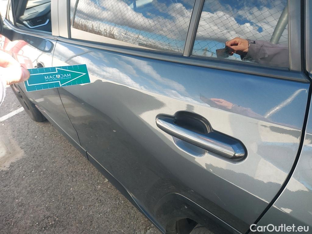  Toyota  RAV4 TOYOTA  / 2018 / 5P / todoterreno 2.5l 220H Feel! #48