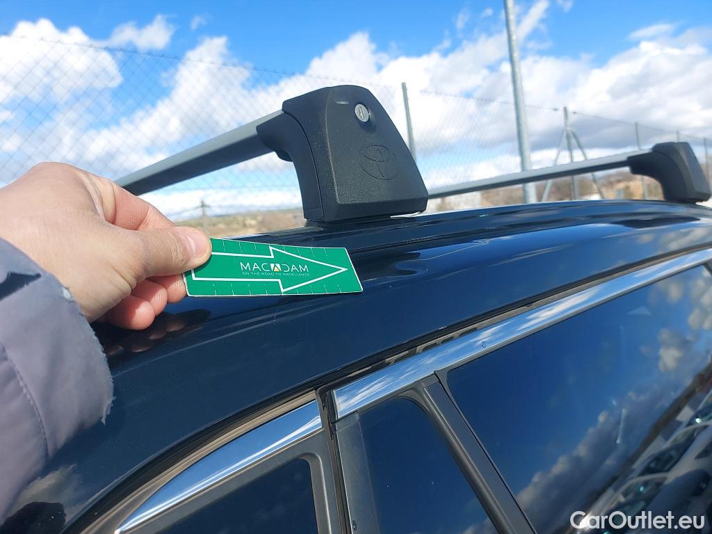  Toyota  RAV4 TOYOTA  / 2018 / 5P / todoterreno 2.5l 220H Feel! #22