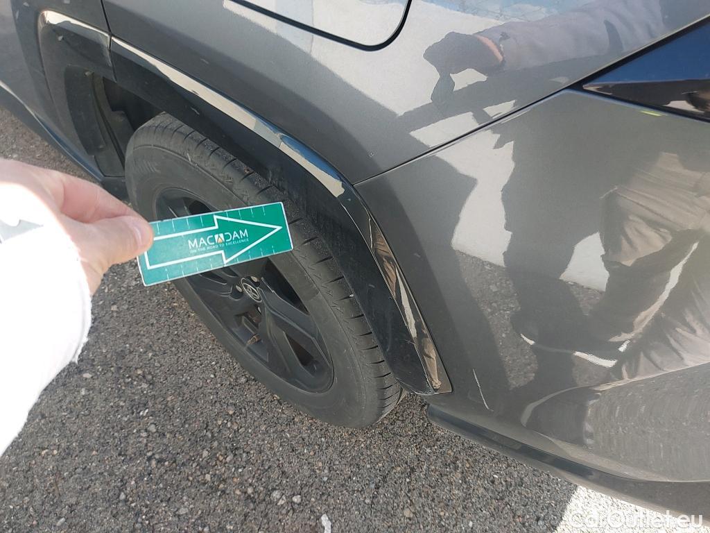  Toyota  RAV4 TOYOTA  / 2018 / 5P / todoterreno 2.5l 220H Feel! #38