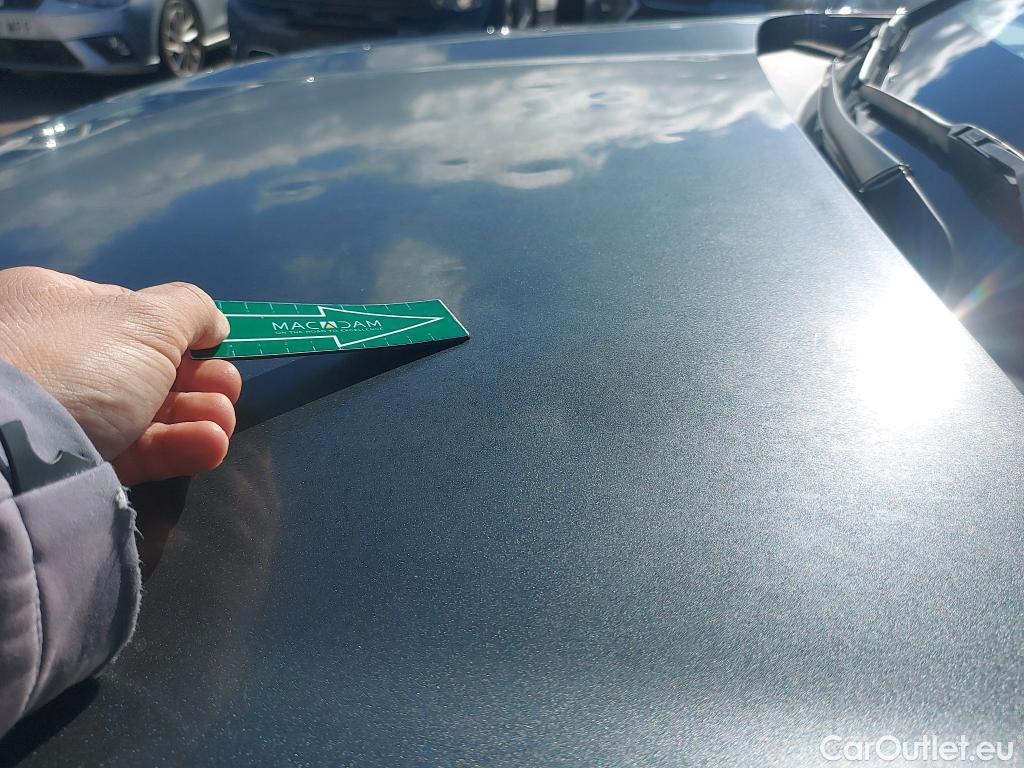  Toyota  RAV4 TOYOTA  / 2018 / 5P / todoterreno 2.5l 220H Feel! #6