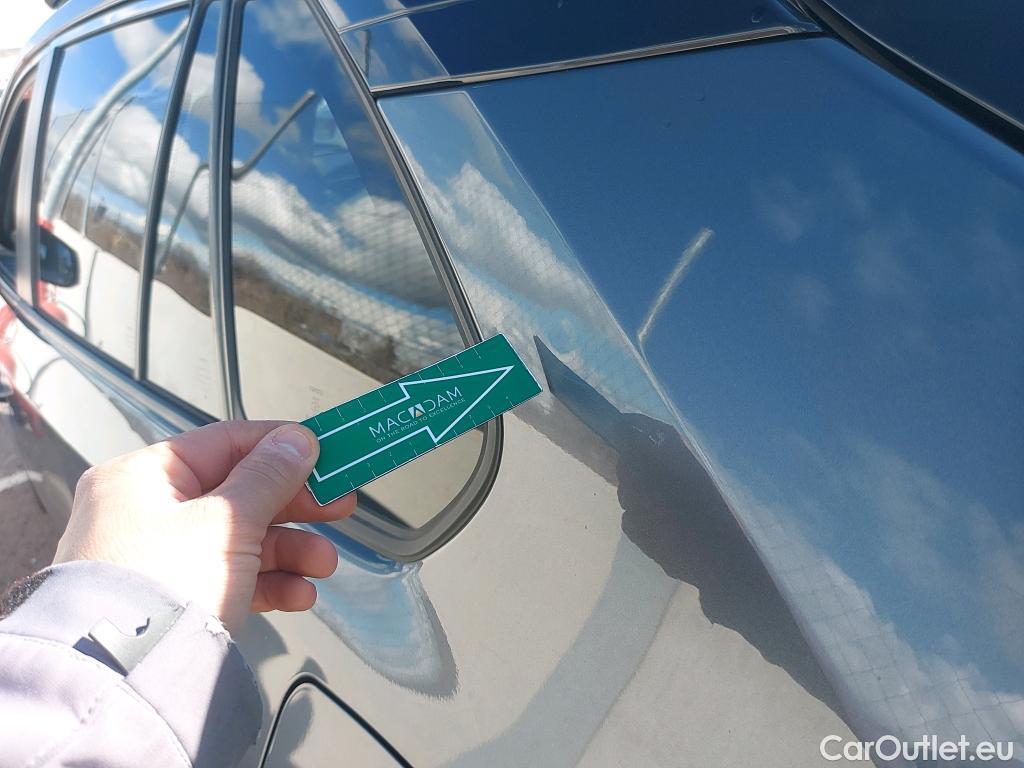  Toyota  RAV4 TOYOTA  / 2018 / 5P / todoterreno 2.5l 220H Feel! #46