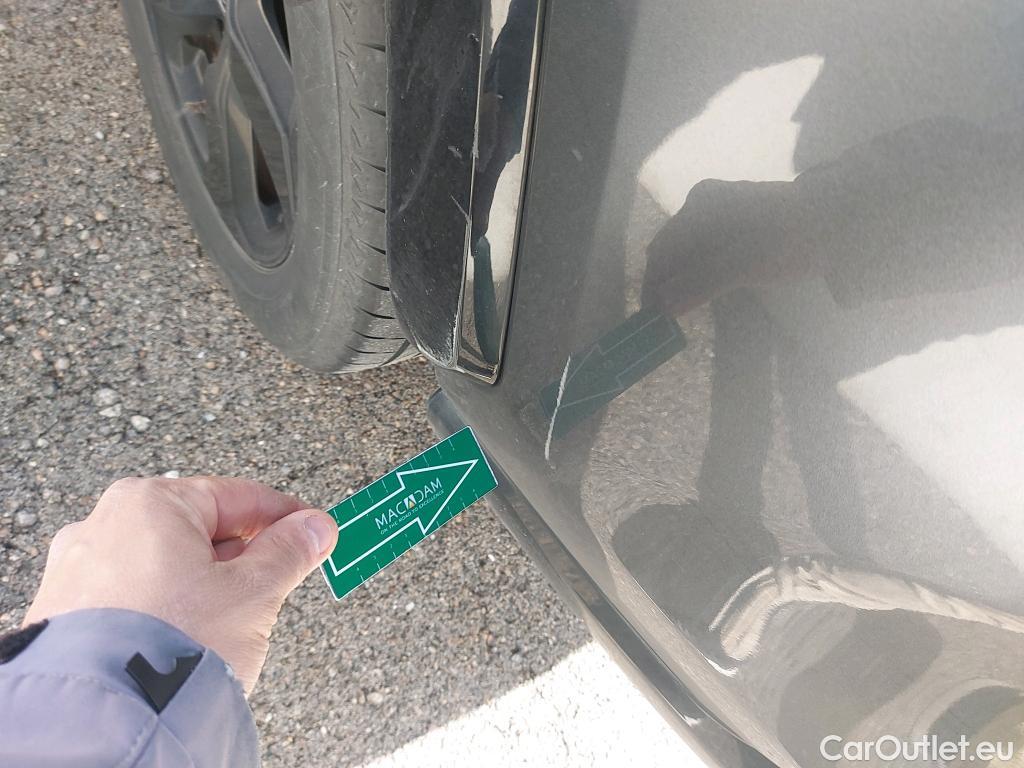  Toyota  RAV4 TOYOTA  / 2018 / 5P / todoterreno 2.5l 220H Feel! #44