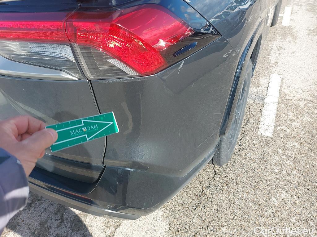  Toyota  RAV4 TOYOTA  / 2018 / 5P / todoterreno 2.5l 220H Feel! #40