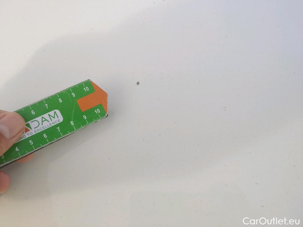  Volkswagen  Golf  VOLKSWAGEN / 2016 / 5P / berlina con portón Last Edition 1.6 TDI 85kW (115CV) #11