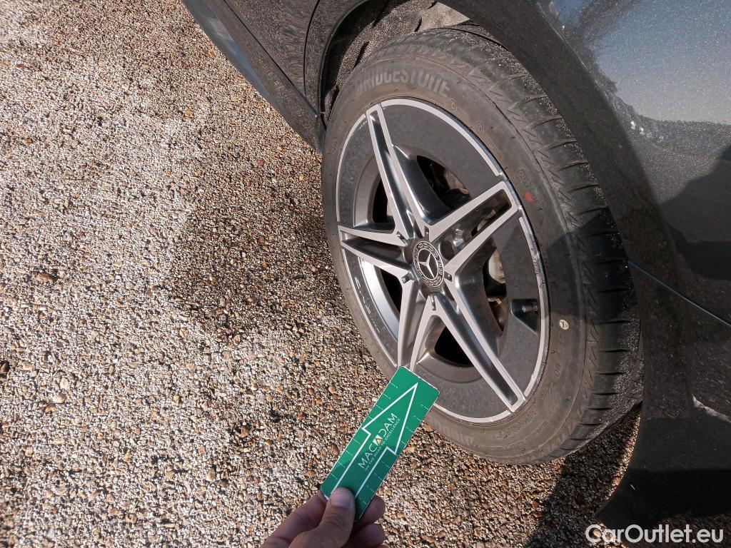  Mercedes  C-Klasse Clase C C 200 d (206.003)AMG AMG Line 185CV AT9 E6d #2