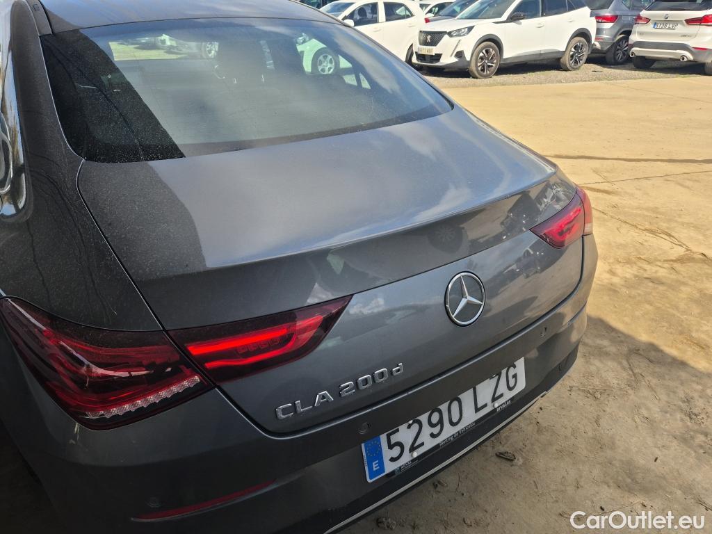  Mercedes  CLA-Klasse MERCEDES-BENZ CLA / 2019 / 4P / coupé CLA 200 D DCT #24