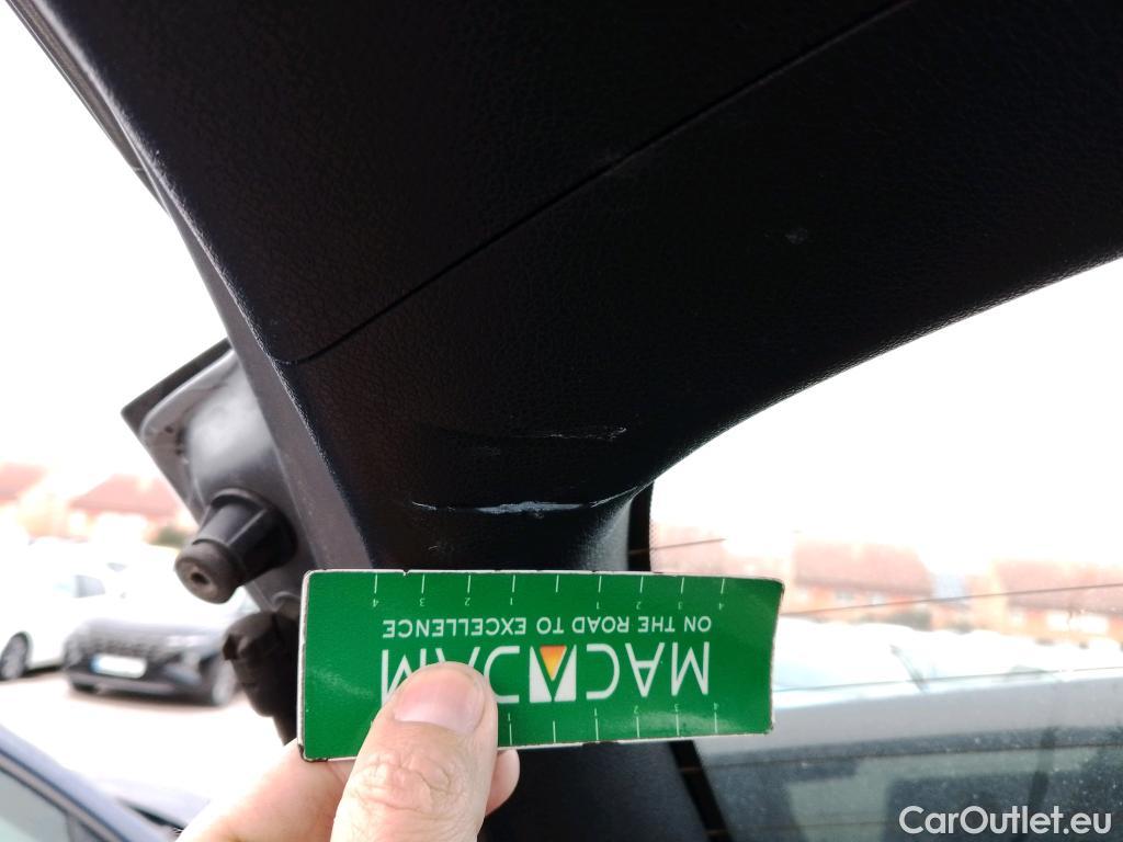  KIA  Niro KIA  / 2019 / 5P / crossover 1.6 GDi HEV 104kW (141CV) Drive #4