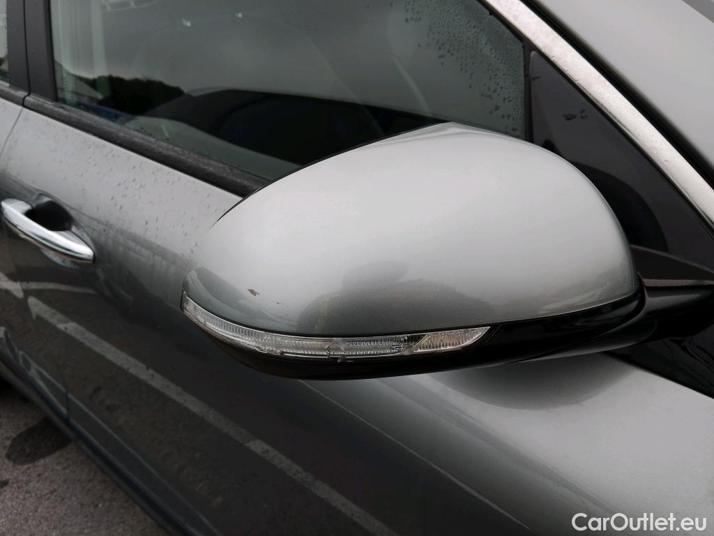  KIA  Niro KIA  / 2019 / 5P / crossover 1.6 GDi HEV 104kW (141CV) Drive #5