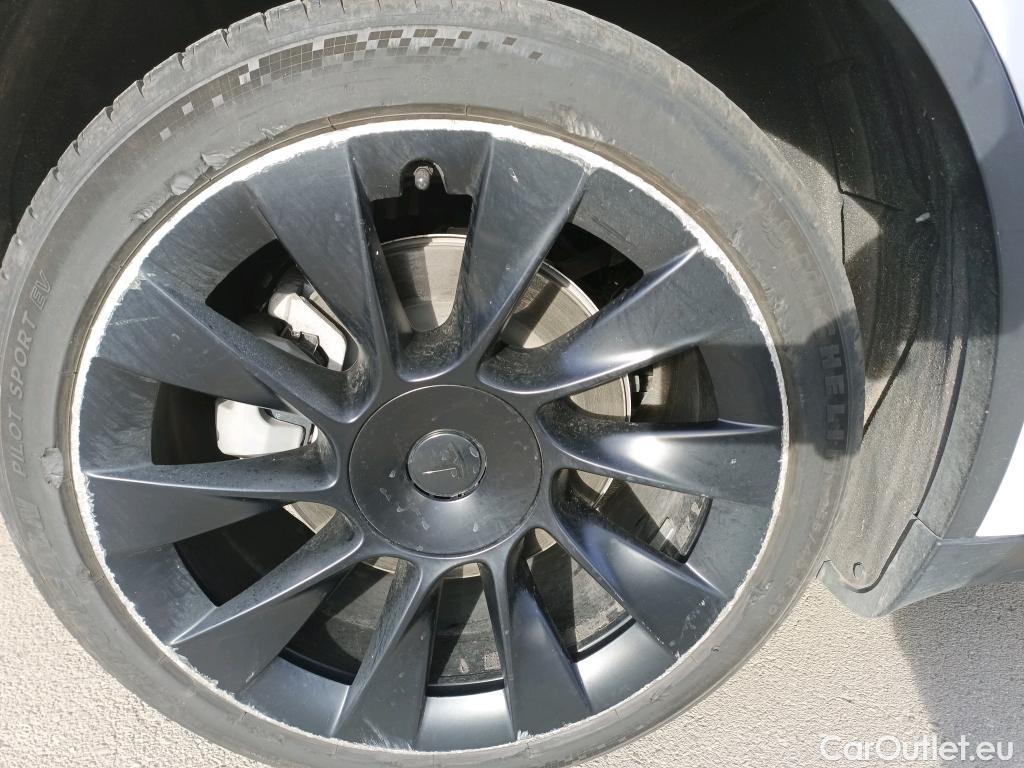  Tesla  Model Y TESLA  / 2020 / 5P / todoterreno Gran Autonomía 4WD #24