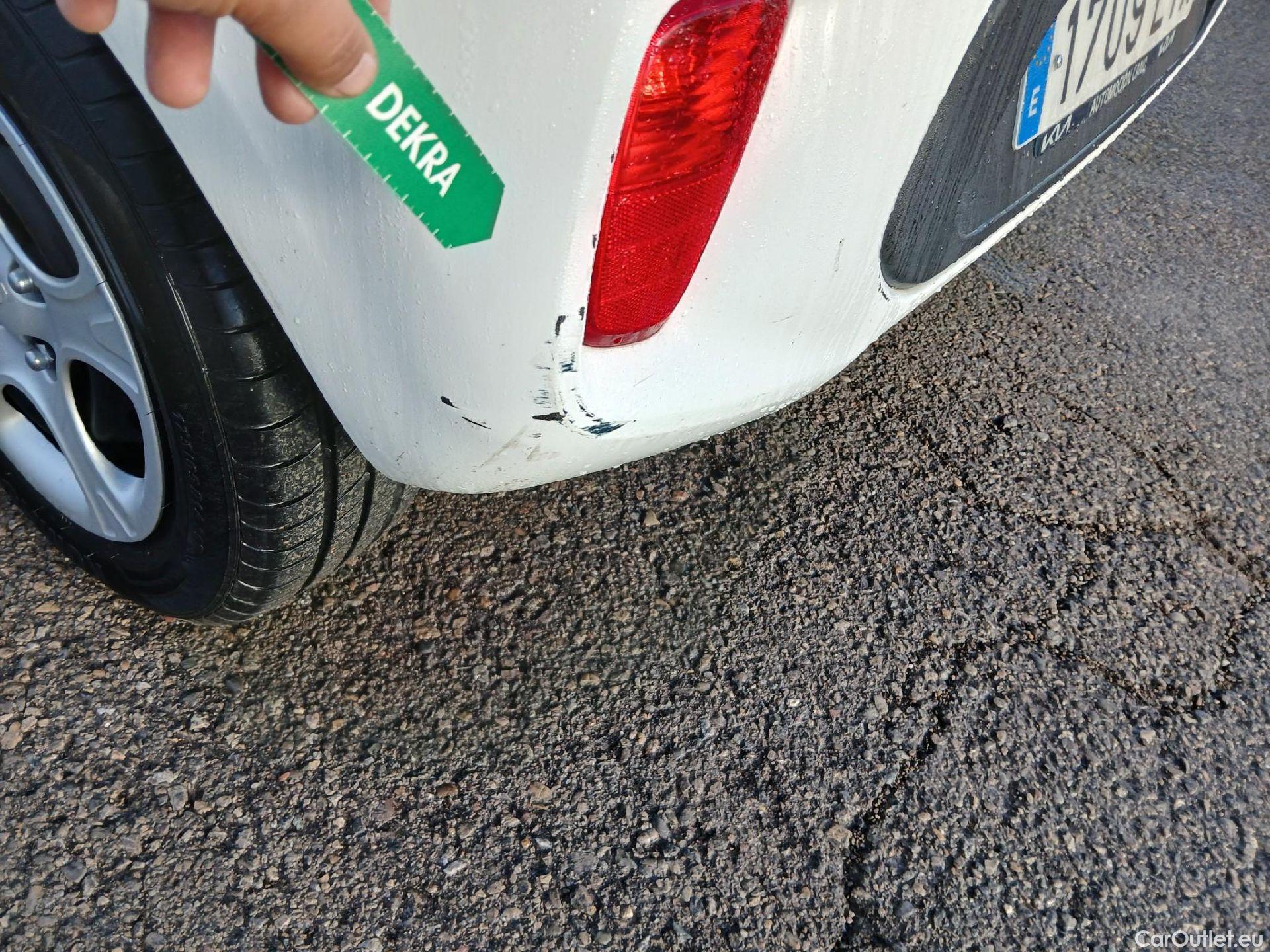  KIA  Picanto KIA  / 2020 / 5P / berlina con portón 1.0 DPi 49kW (67CV) Concept #8