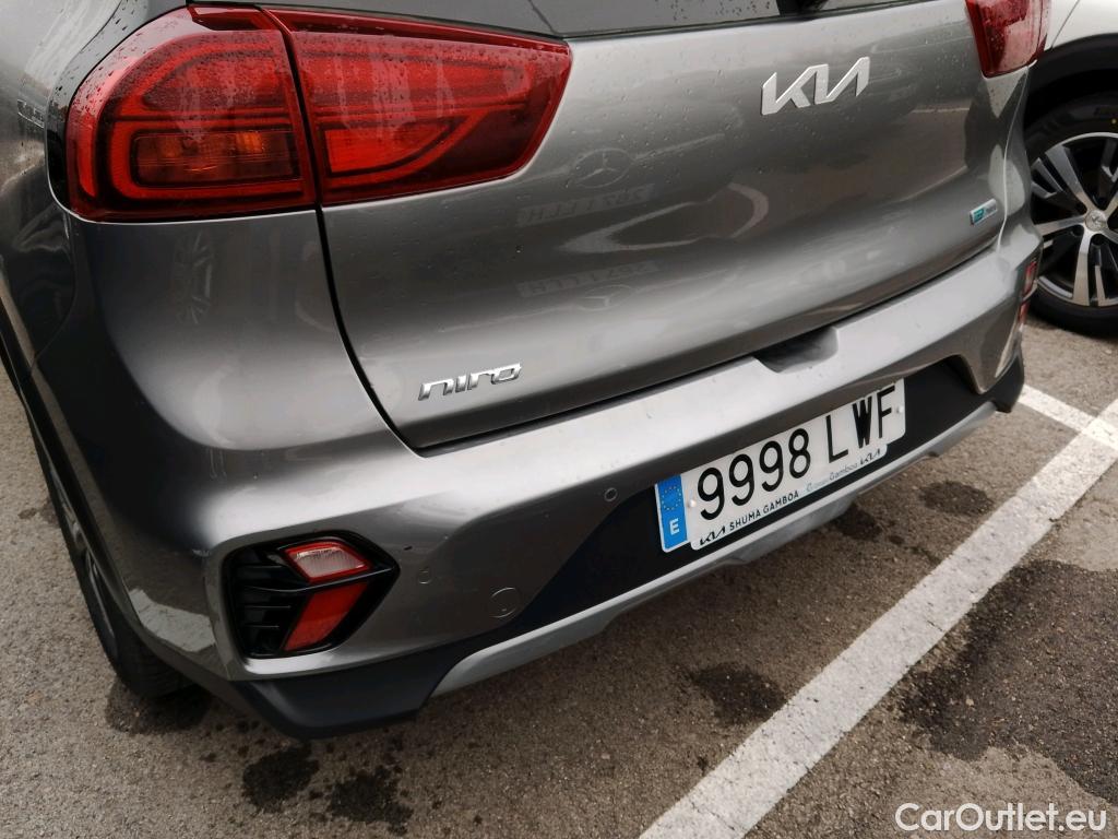  KIA  Niro KIA  / 2019 / 5P / crossover 1.6 GDi HEV 104kW (141CV) Drive #17