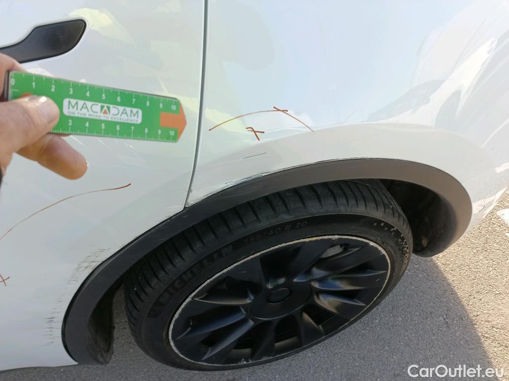  Tesla  Model Y TESLA  / 2020 / 5P / todoterreno Gran Autonomía 4WD #16