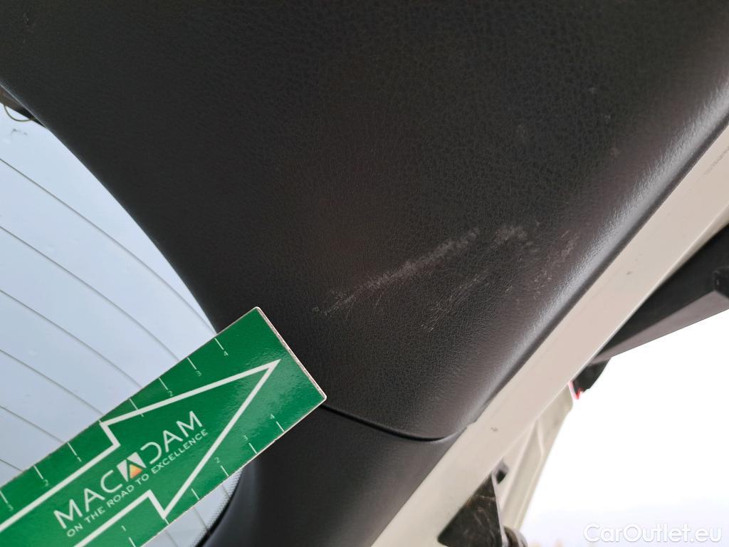  Nissan  Juke NISSAN  / 2019 / 5P / crossover DIG-T 84 kW (114 CV) DCT 7 V N-Connecta (AC) #17