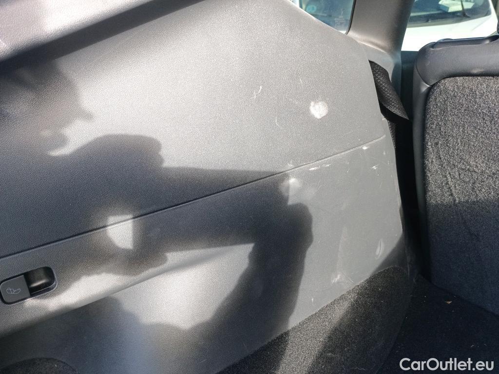  Tesla  Model Y TESLA  / 2020 / 5P / todoterreno Gran Autonomía 4WD #32