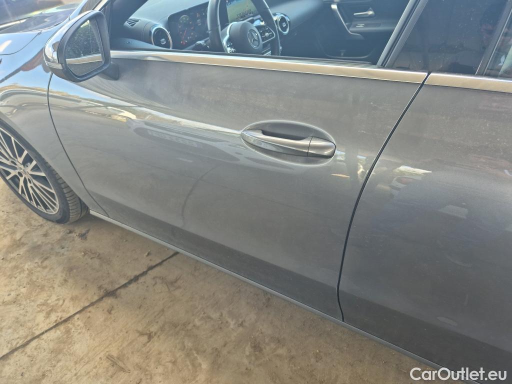  Mercedes  CLA-Klasse MERCEDES-BENZ CLA / 2019 / 4P / coupé CLA 200 D DCT #14
