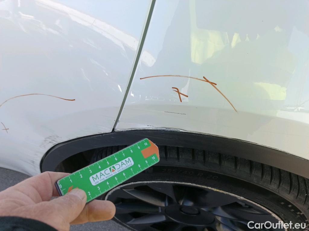  Tesla  Model Y TESLA  / 2020 / 5P / todoterreno Gran Autonomía 4WD #17