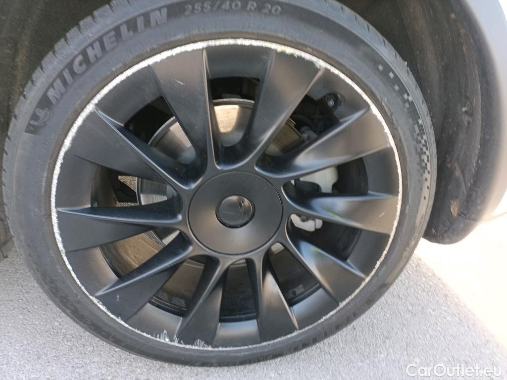  Tesla  Model Y TESLA  / 2020 / 5P / todoterreno Gran Autonomía 4WD #28