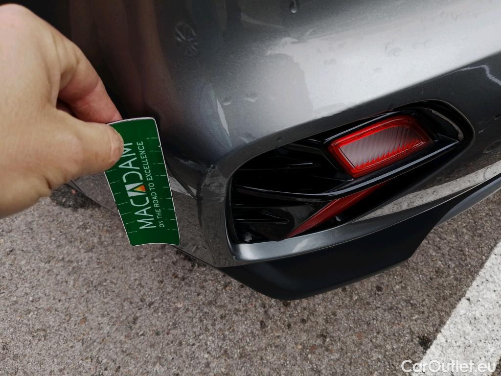  KIA  Niro KIA  / 2019 / 5P / crossover 1.6 GDi HEV 104kW (141CV) Drive #18